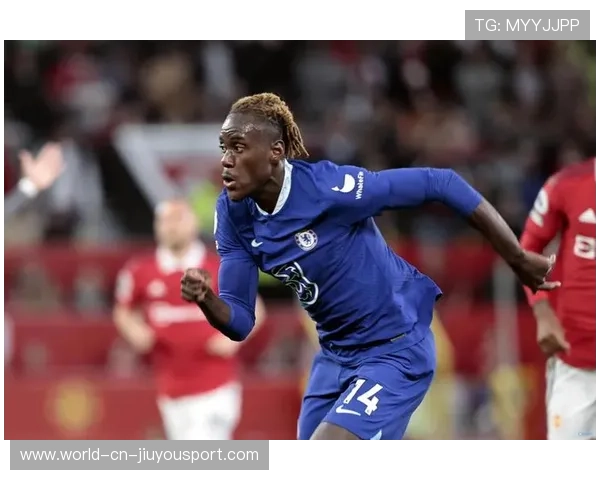 切尔西神秘受伤,天才俱乐部医生紧急介入 切尔西神秘受伤,天才俱乐部医生紧急介入