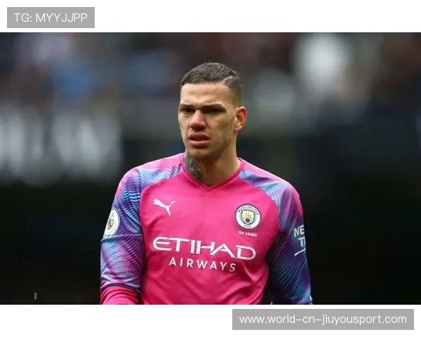 曼城中卫进球破僵局，稳守稳攻展冠军气质，曼城中场球员