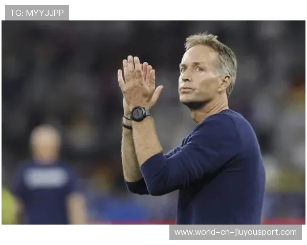 德甲任意球神射手格里马尔多单场两次破门创历史，格里马尔多 西班牙